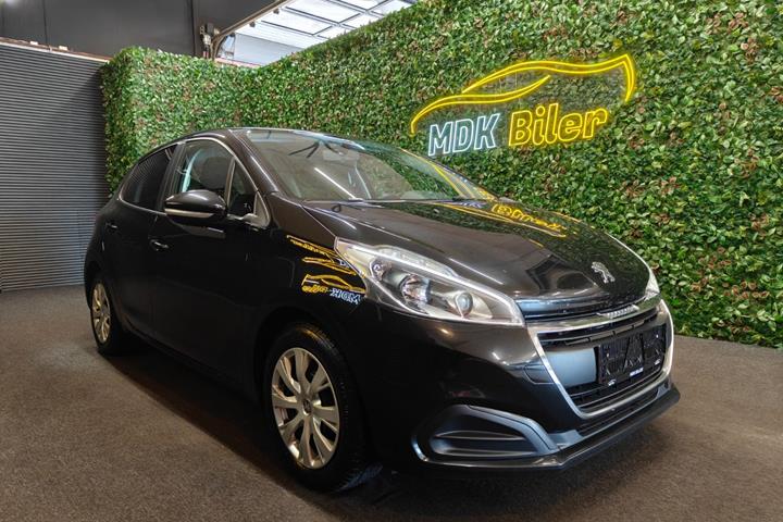 undefined Peugeot 208 fra 2016 set udefra