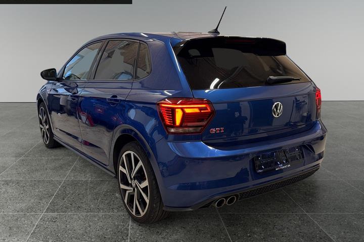 Blå VW Polo fra 2019