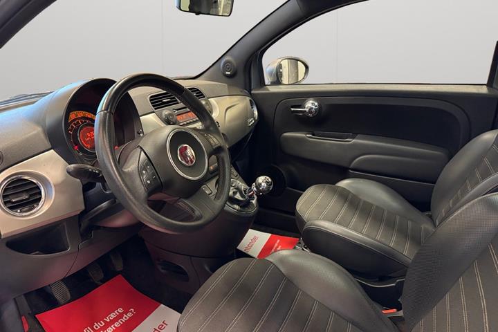 Grøn Fiat 500 fra 2010