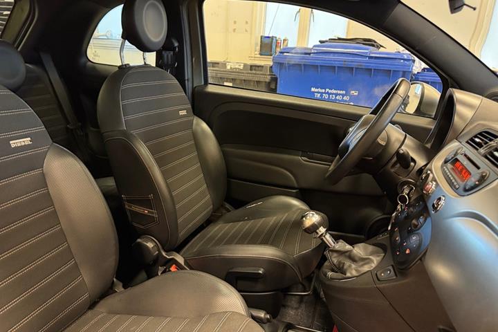 Grøn Fiat 500 fra 2010