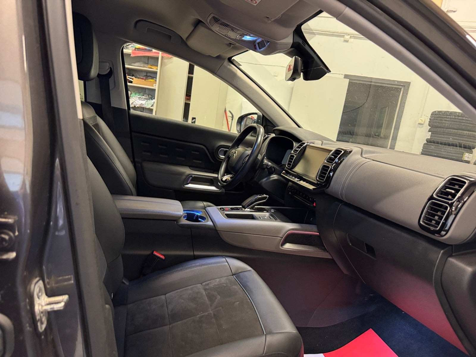 Grå Citroën C5 Aircross fra 2022