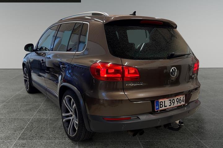 Brun VW Tiguan fra 2013