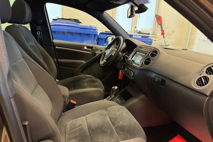 Brun VW Tiguan fra 2013
