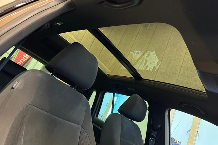 Brun VW Tiguan fra 2013