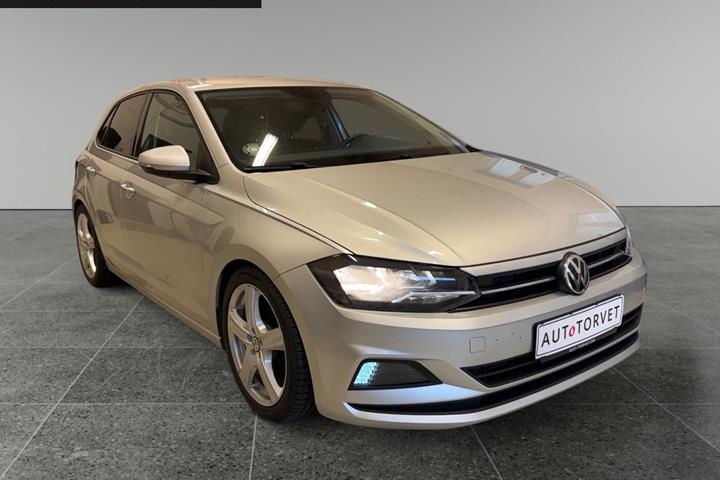Sølv VW Polo fra 2019