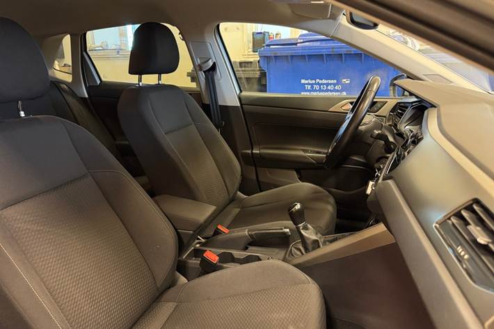 Sølv VW Polo fra 2019