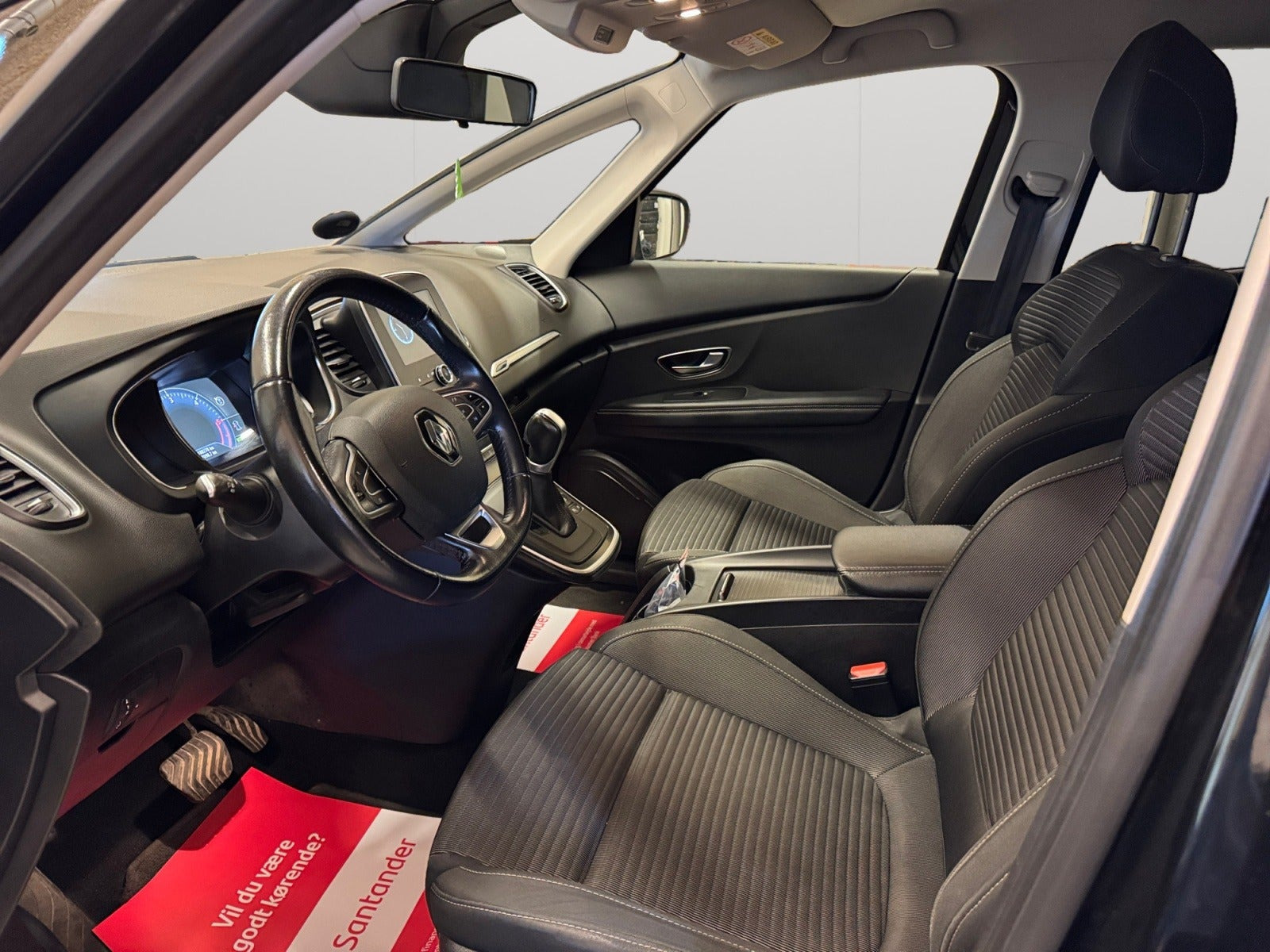 Sort Renault Grand Scenic IV fra 2017
