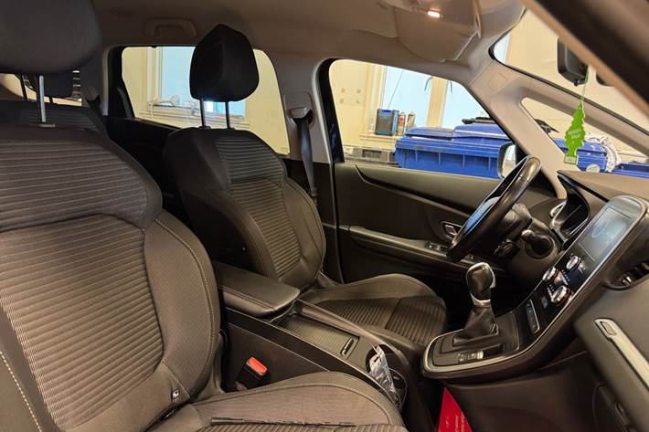 Sort Renault Grand Scenic IV fra 2017
