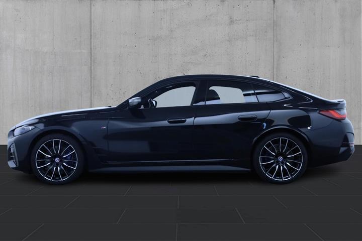 Sort BMW i4 fra 2022