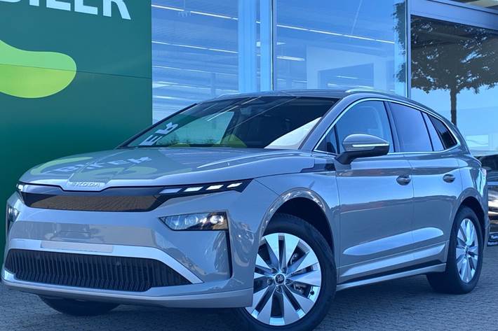 Grå Skoda Enyaq fra 2027 set udefra