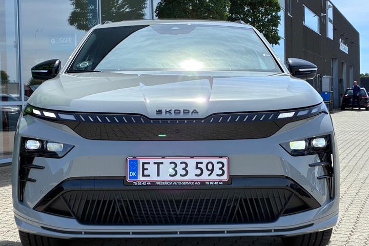 Grå Skoda Enyaq fra 2026