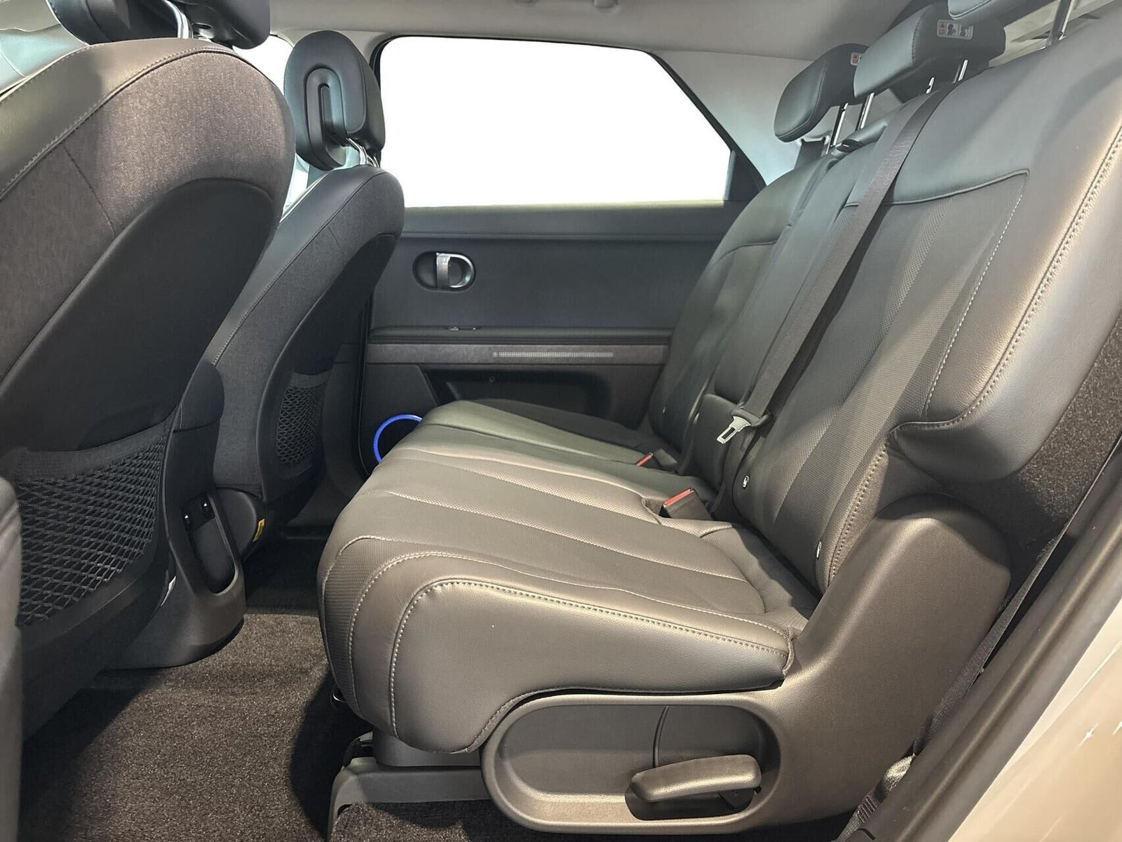 Grå Hyundai Ioniq 5 fra 2026