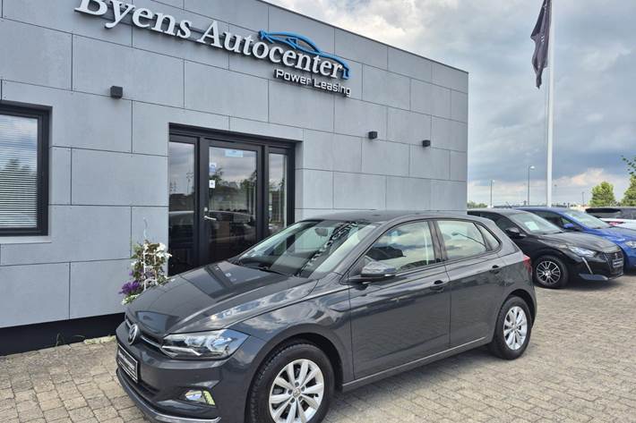 Grå VW Polo fra 2019