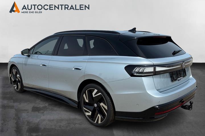 Sølv VW ID.7 fra 2026
