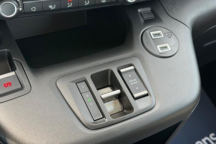 Grøn Citroën ë-Berlingo fra 2025