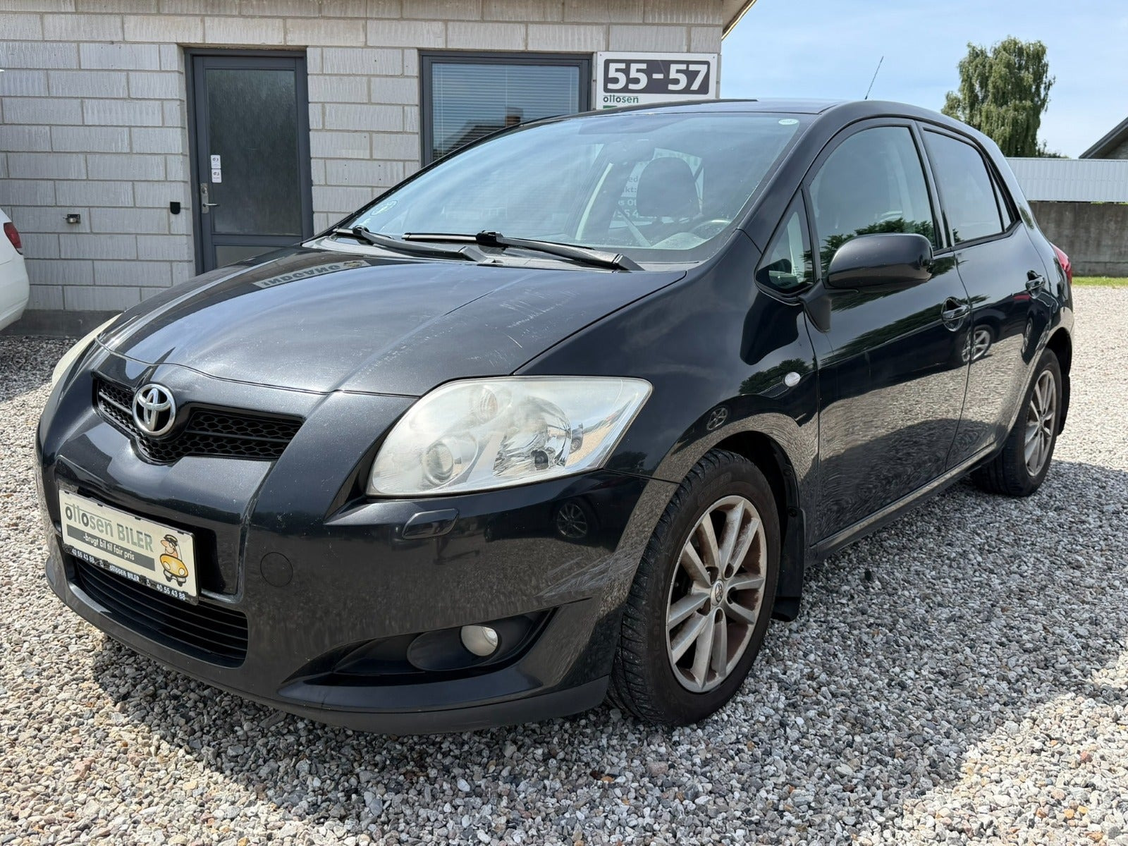 Sort Toyota Auris fra 2009