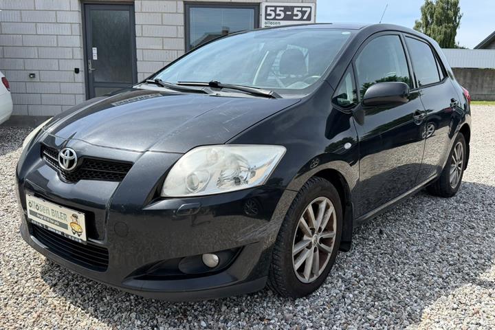 Sort Toyota Auris fra 2009