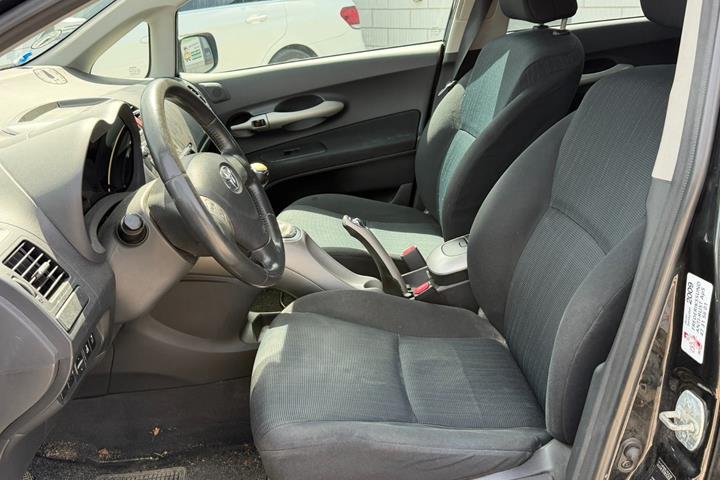 Sort Toyota Auris fra 2009