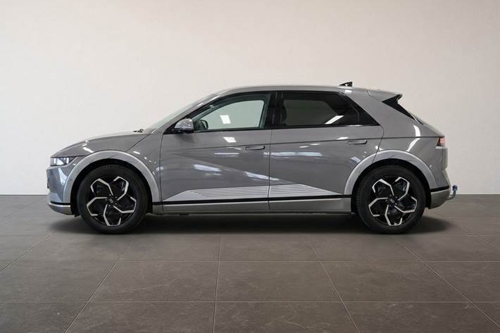 Grå Hyundai Ioniq 5 fra 2023
