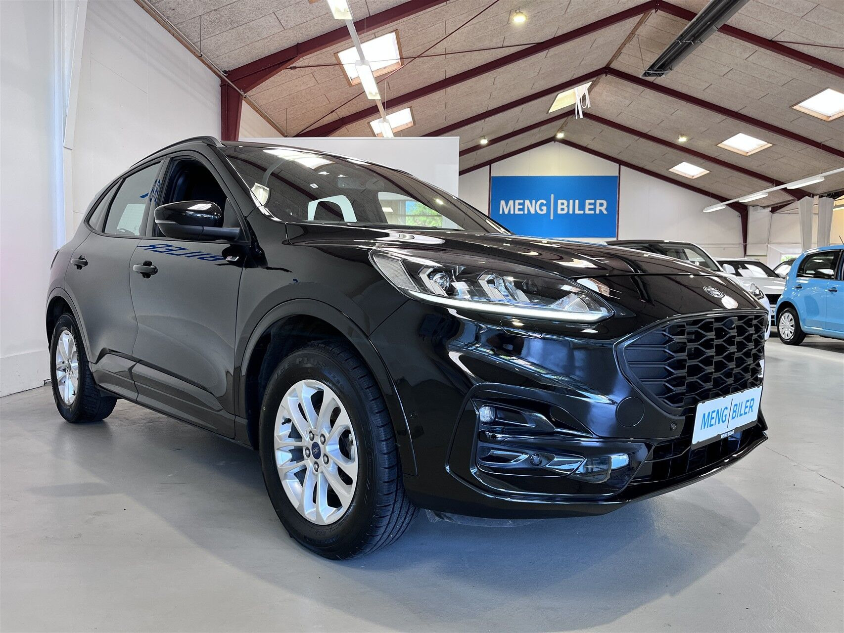 Sort Ford Kuga fra 2022