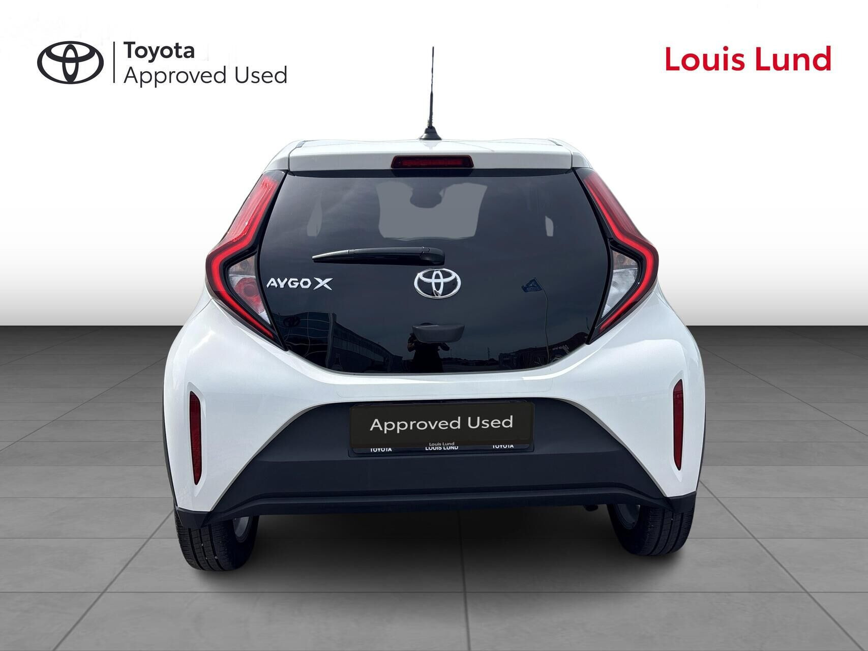 Hvid Toyota Aygo X fra 2023