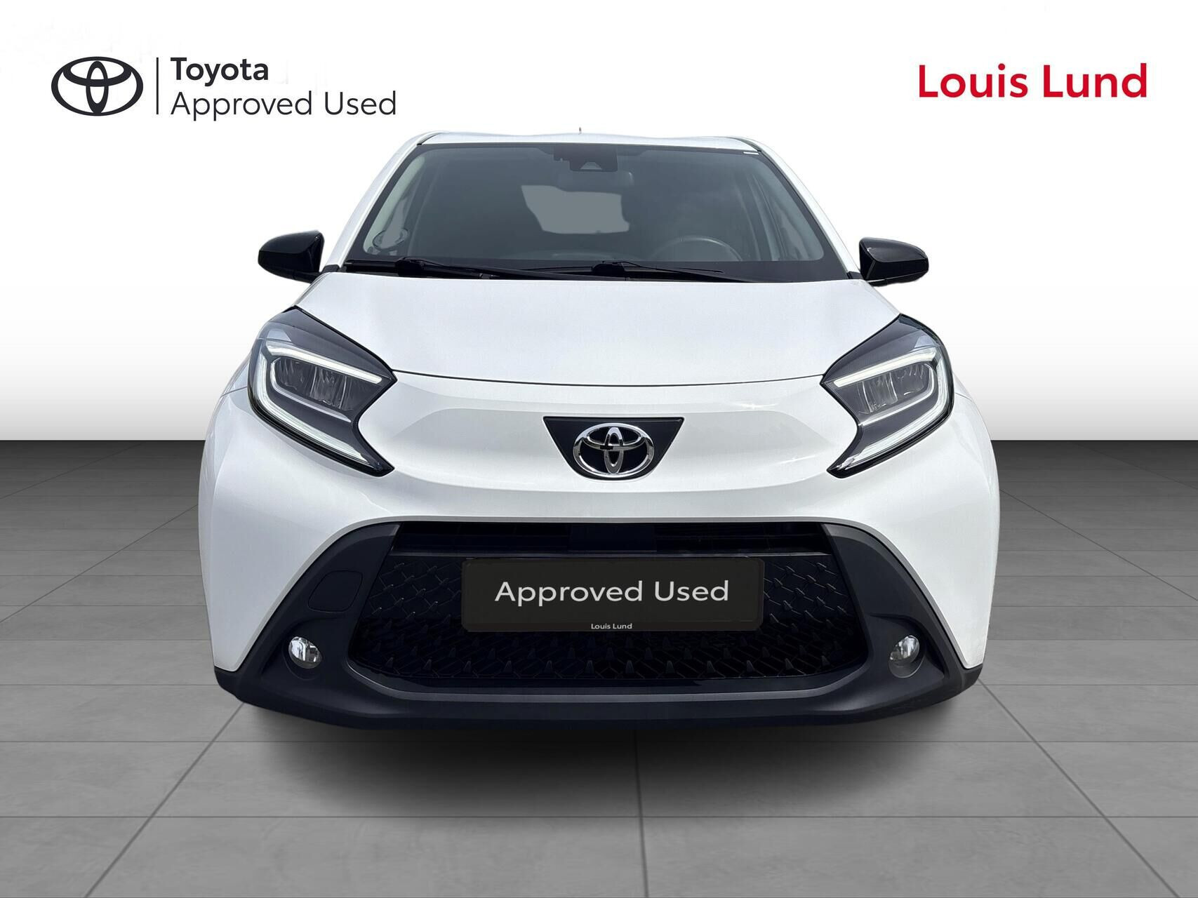 Hvid Toyota Aygo X fra 2023