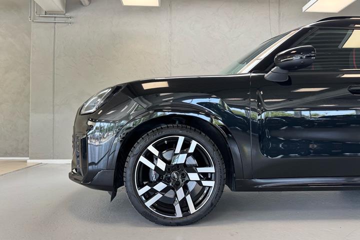 Sort Mini Countryman fra 2025