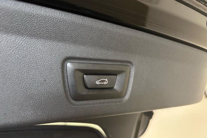 Sort BMW i4 fra 2023