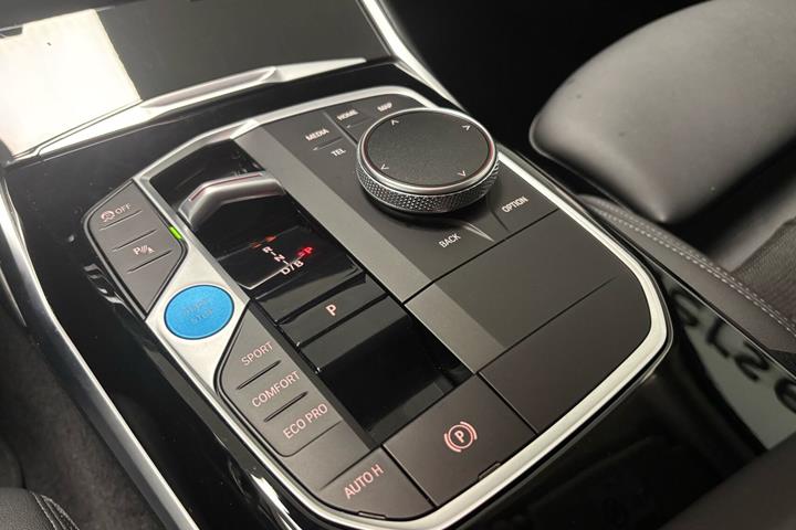 Sort BMW i4 fra 2023