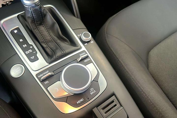 Sort Audi A3 fra 2018