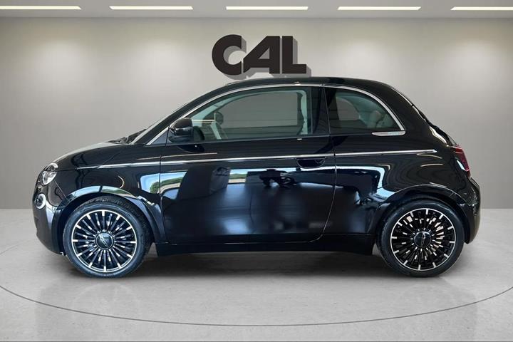 Sort Fiat 500e fra 2023