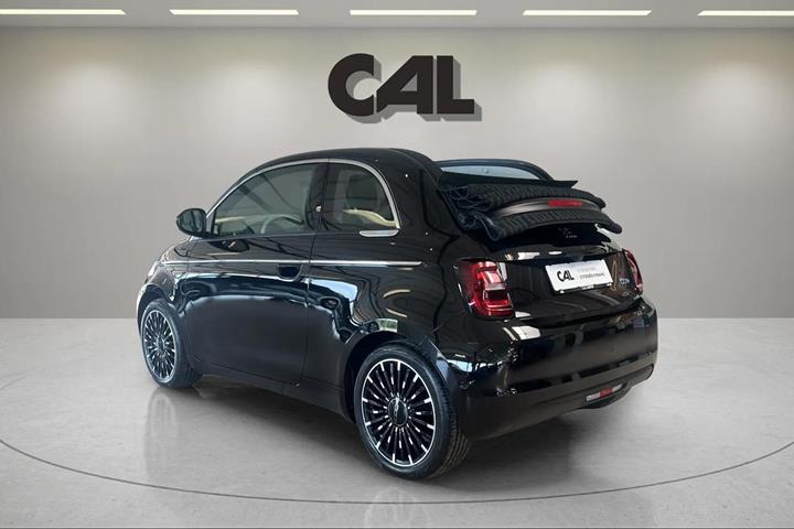 Sort Fiat 500e fra 2023