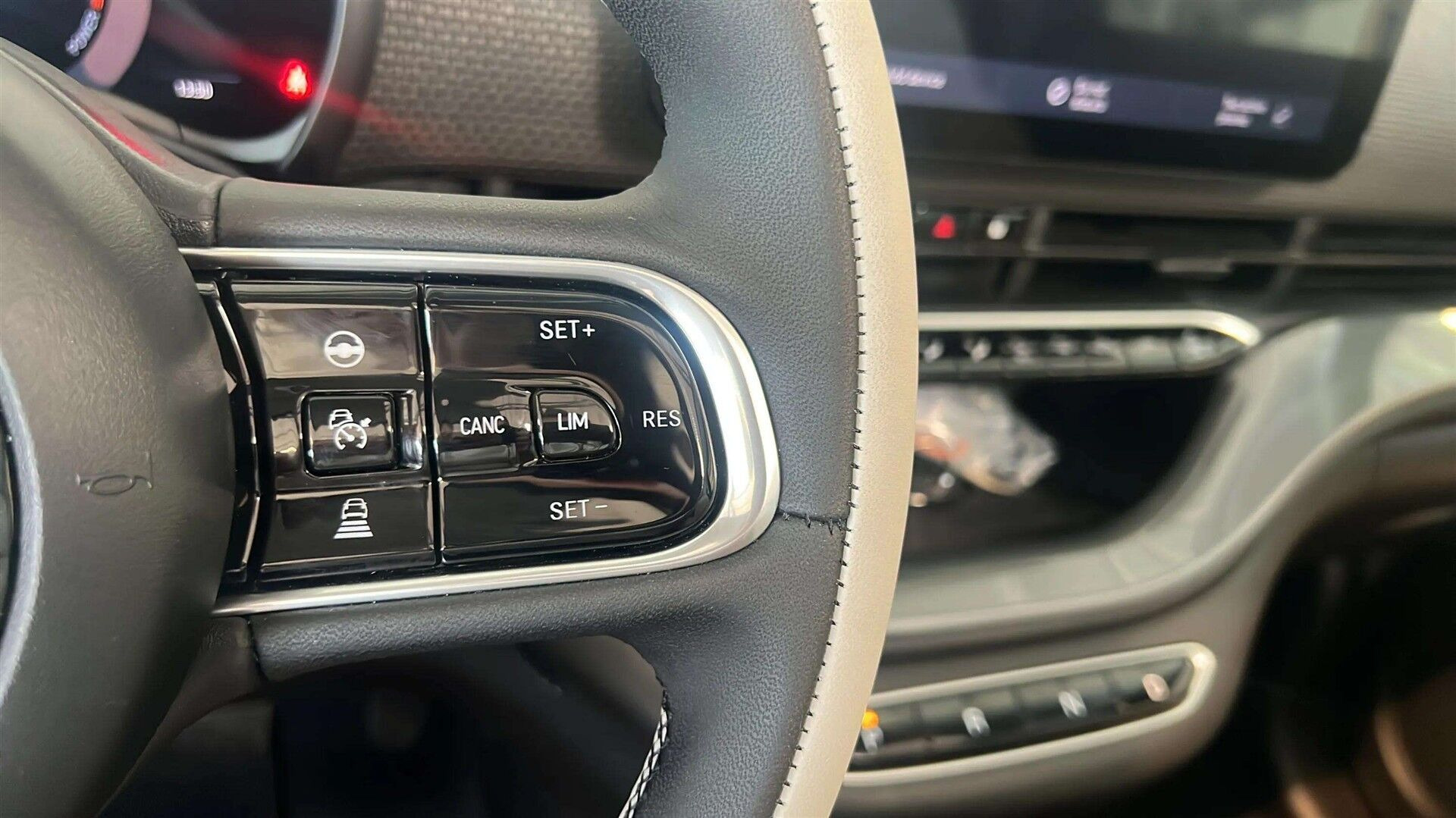 Sort Fiat 500e fra 2023