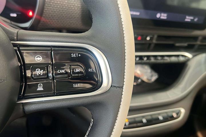 Sort Fiat 500e fra 2023