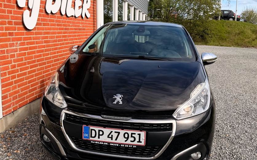 Peugeot 208 1,6 BlueHDi Desire Sky 100HK 5d