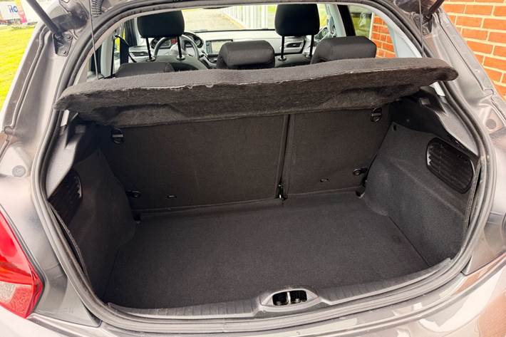 undefined Peugeot 208 fra 2019