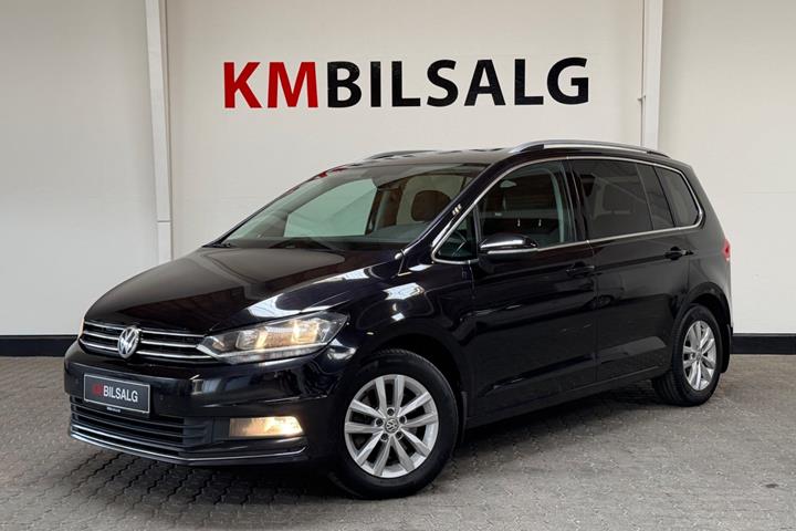 Sort VW Touran fra 2019