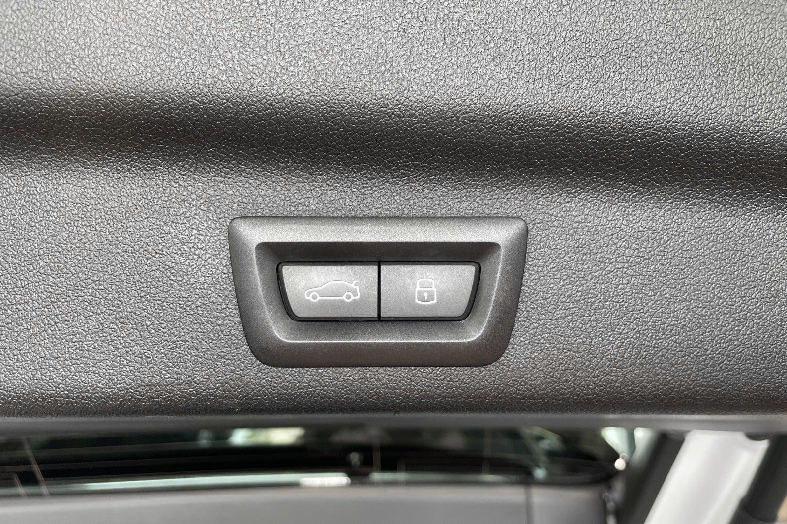 Hvid BMW iX1 fra 2023