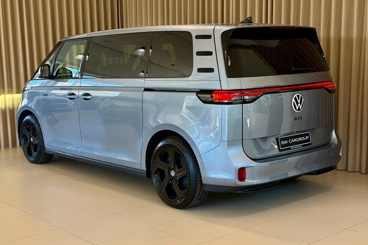 Sølv VW ID.Buzz fra 2025