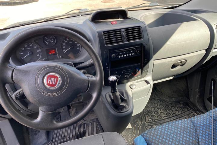 Hvid Fiat Scudo fra 2011