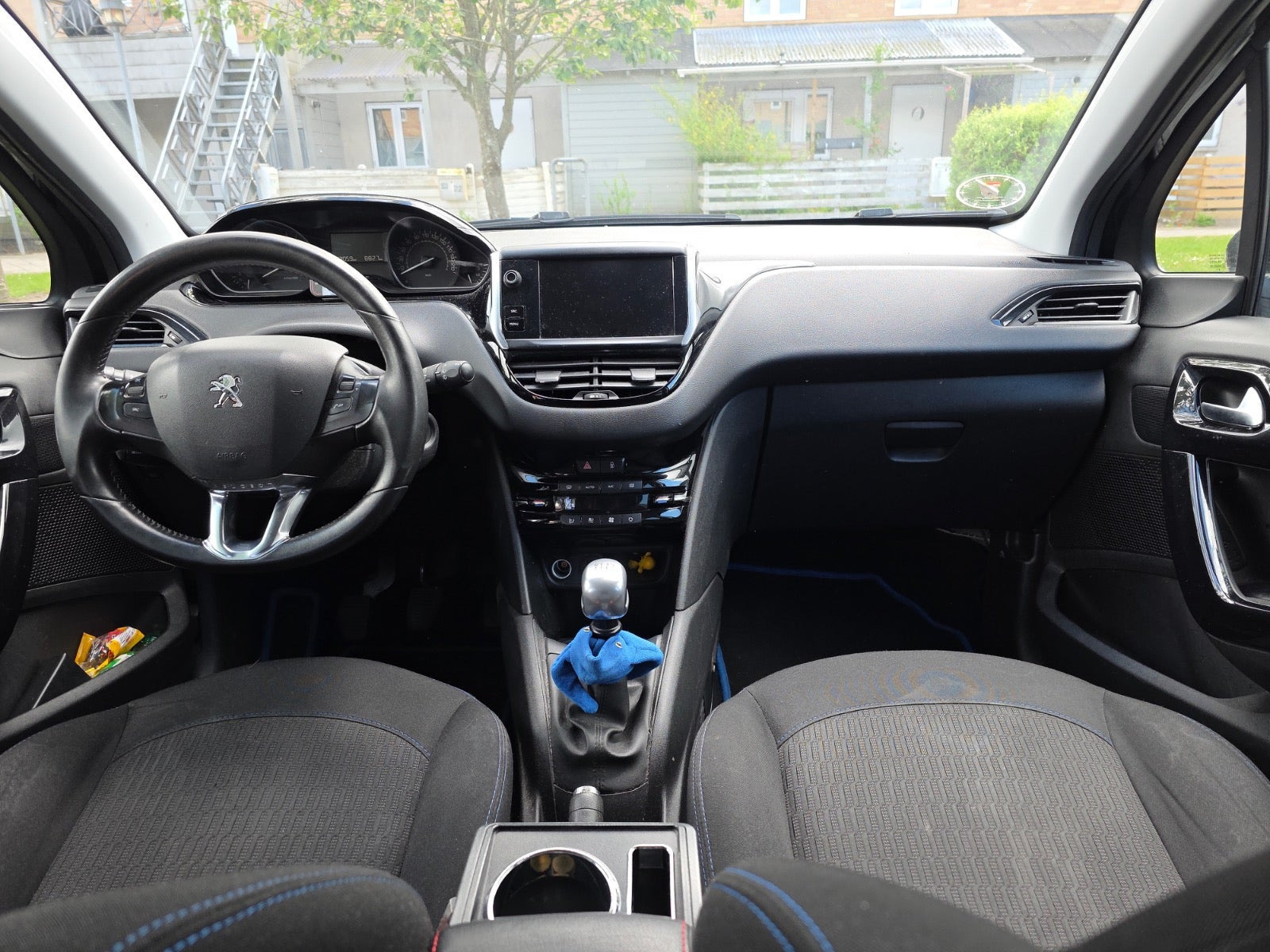 Sort Peugeot 208 fra 2019