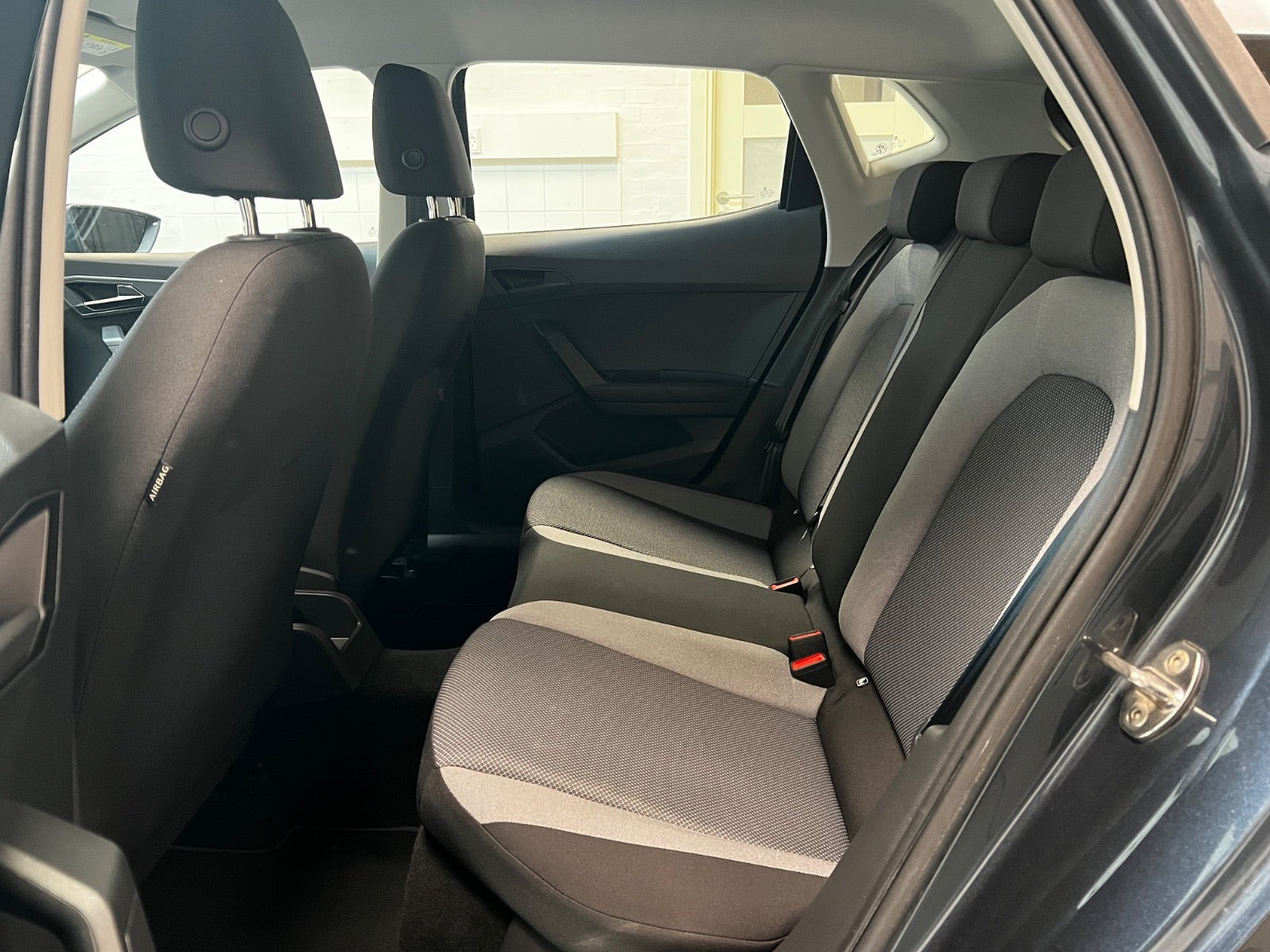 Grå Seat Ibiza fra 2020