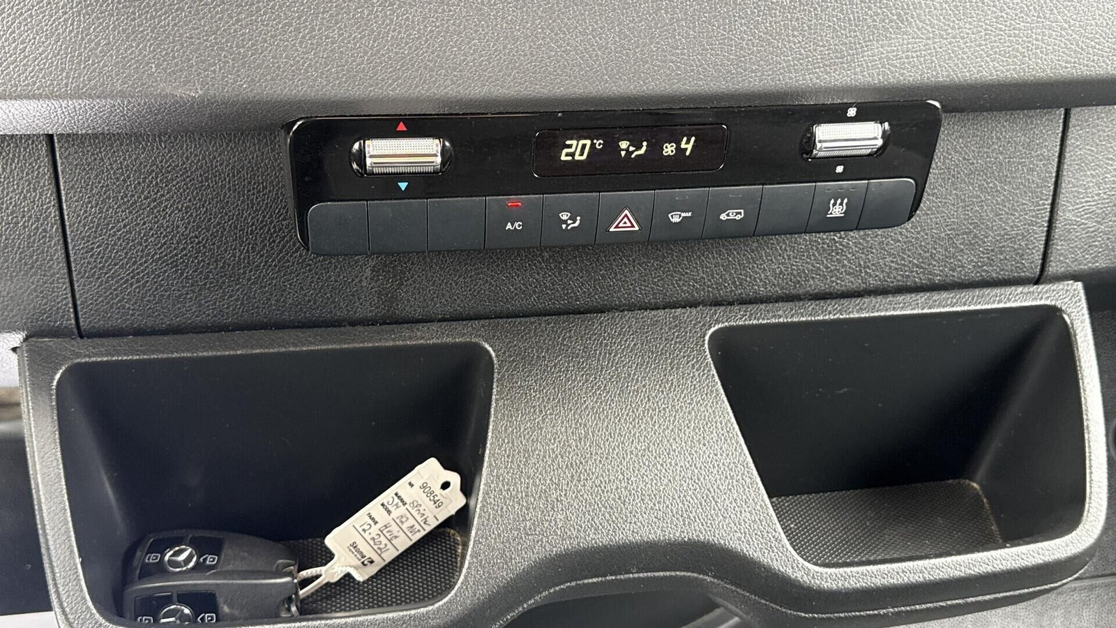 Hvid Mercedes Sprinter 314 fra 2020