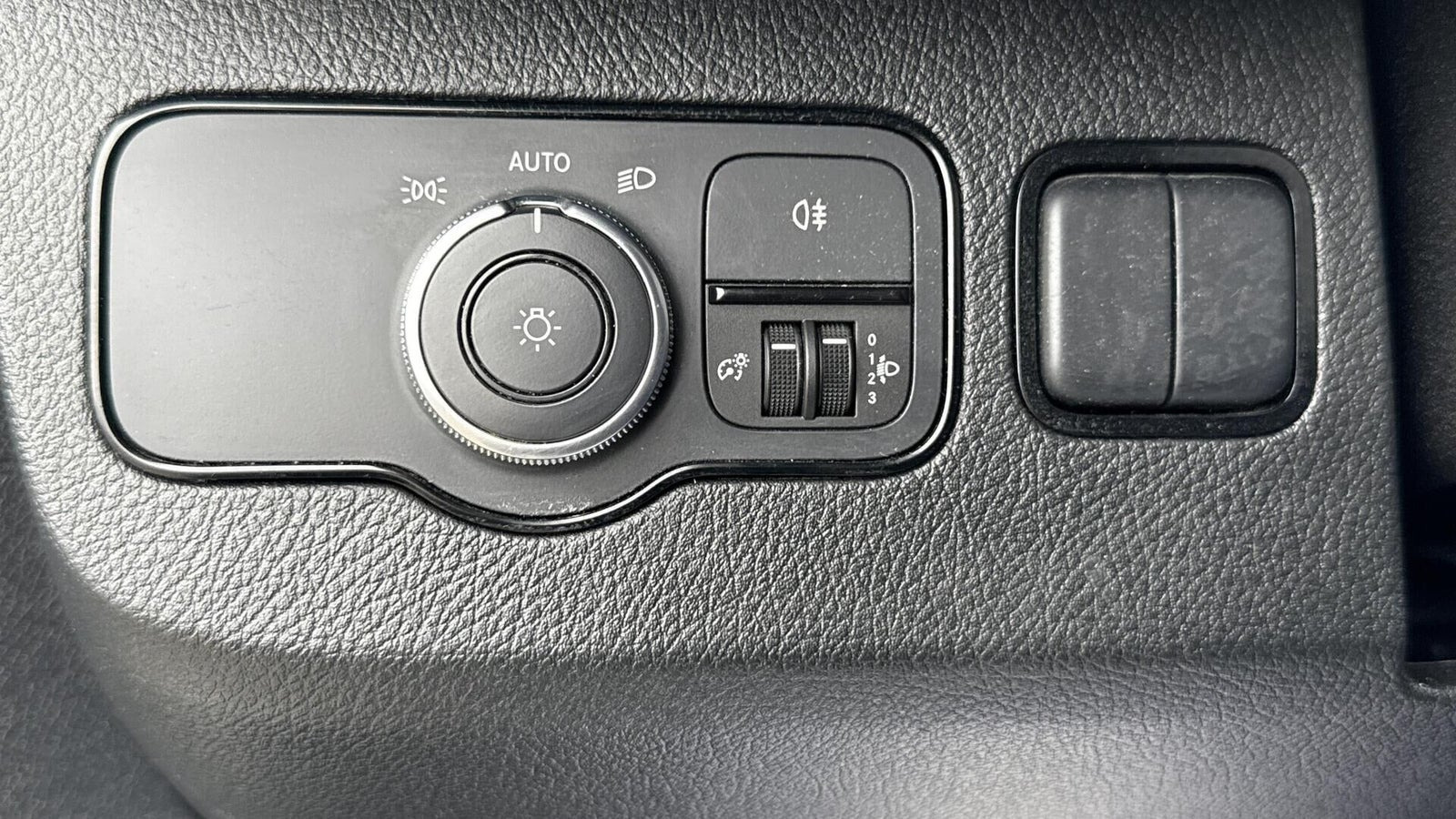 Hvid Mercedes Sprinter 314 fra 2020