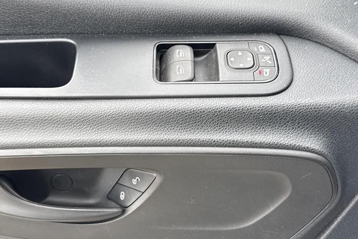 Hvid Mercedes Sprinter 314 fra 2020