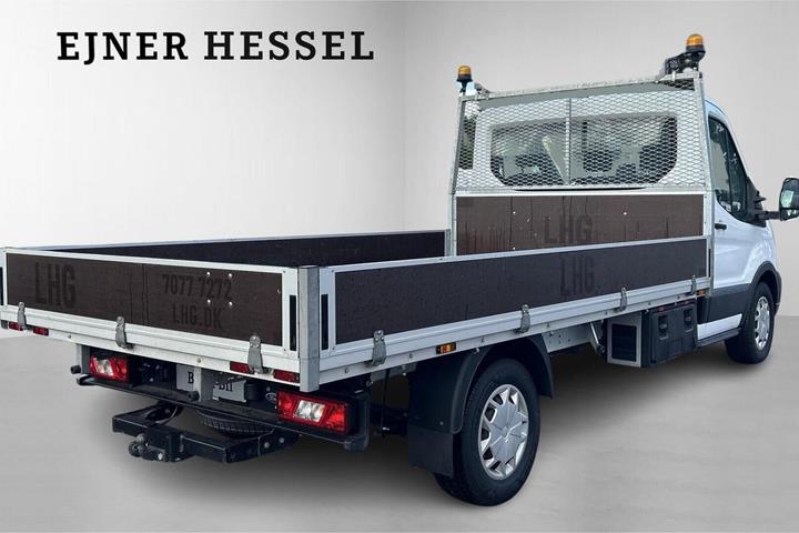 Hvid Ford Transit 350 L3 Chassis fra 2024