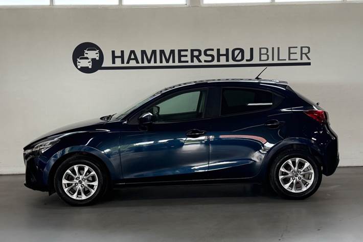 Blå Mazda 2 fra 2018