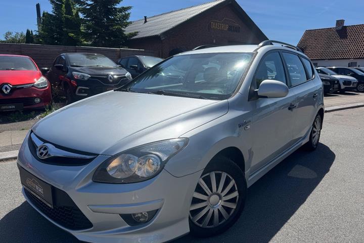 undefined Hyundai i30 fra 2011 set udefra