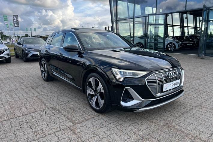 Sort Audi e-tron fra 2023