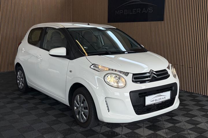 Hvid Citroën C1 fra 2020 set udefra